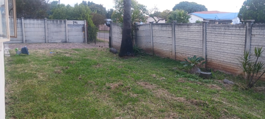2 Bedroom Property for Sale in Oos Einde North West